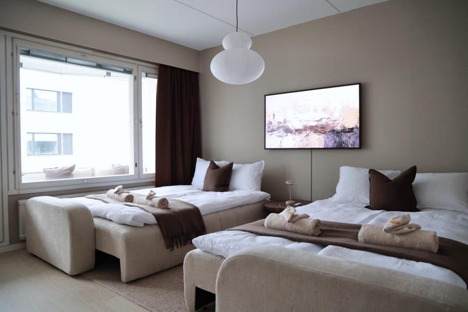 Bed, TV and multimedia, Living room, Photo of the whole room, Seating area, towels