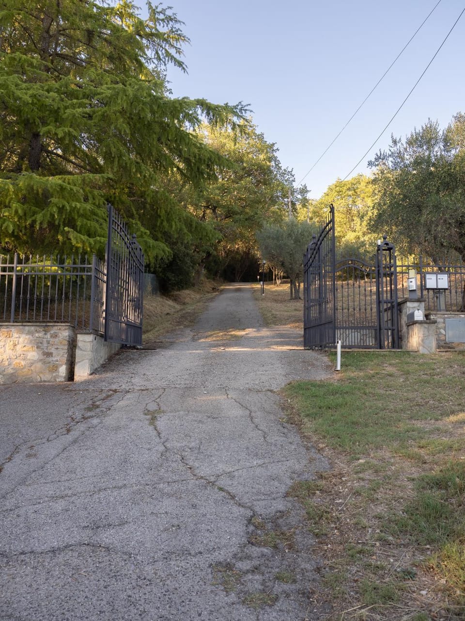 Facade/entrance, Day, Natural landscape