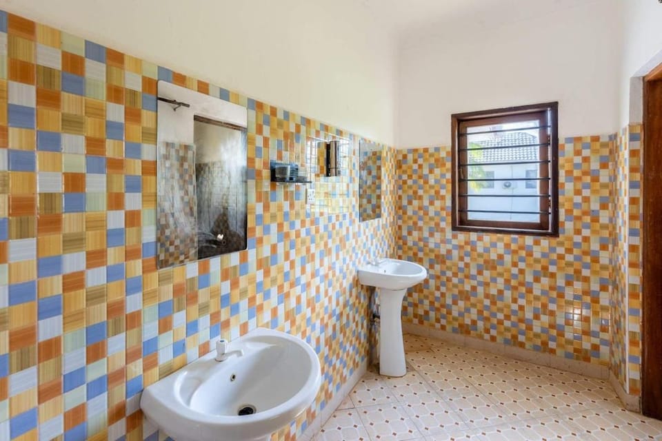 The Orchard - 2BR Apartment - Shared Pool Apartment in Diani Beach