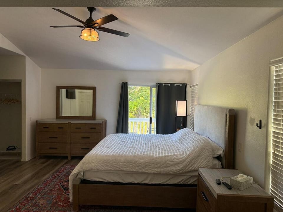 Private Master Suite in Spanish-Style Oceanside Vacation rental in Vista