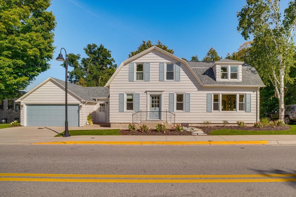 Great for Families! Egg Harbor Gem w/ Beach Access House in Egg Harbor