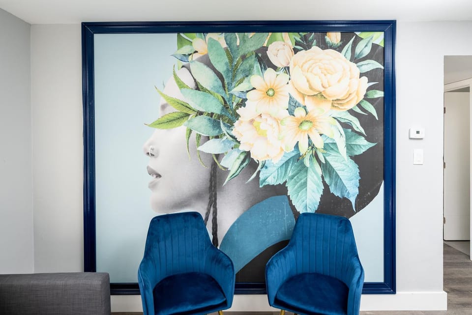 Living room, Decorative detail