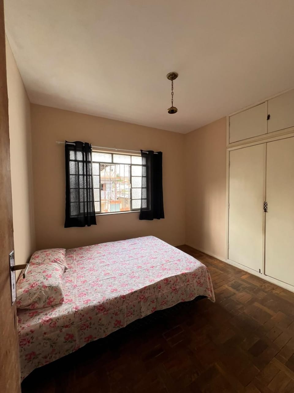 Pousada vista da montanha sagrada Hostel in State of São Paulo