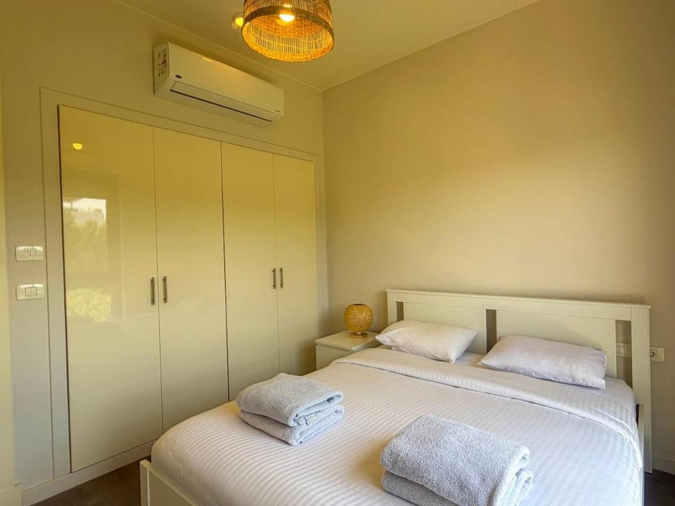 Stylish 4BR LUX Pool Villa Near Marina, Nanny Room Villa in Hurghada