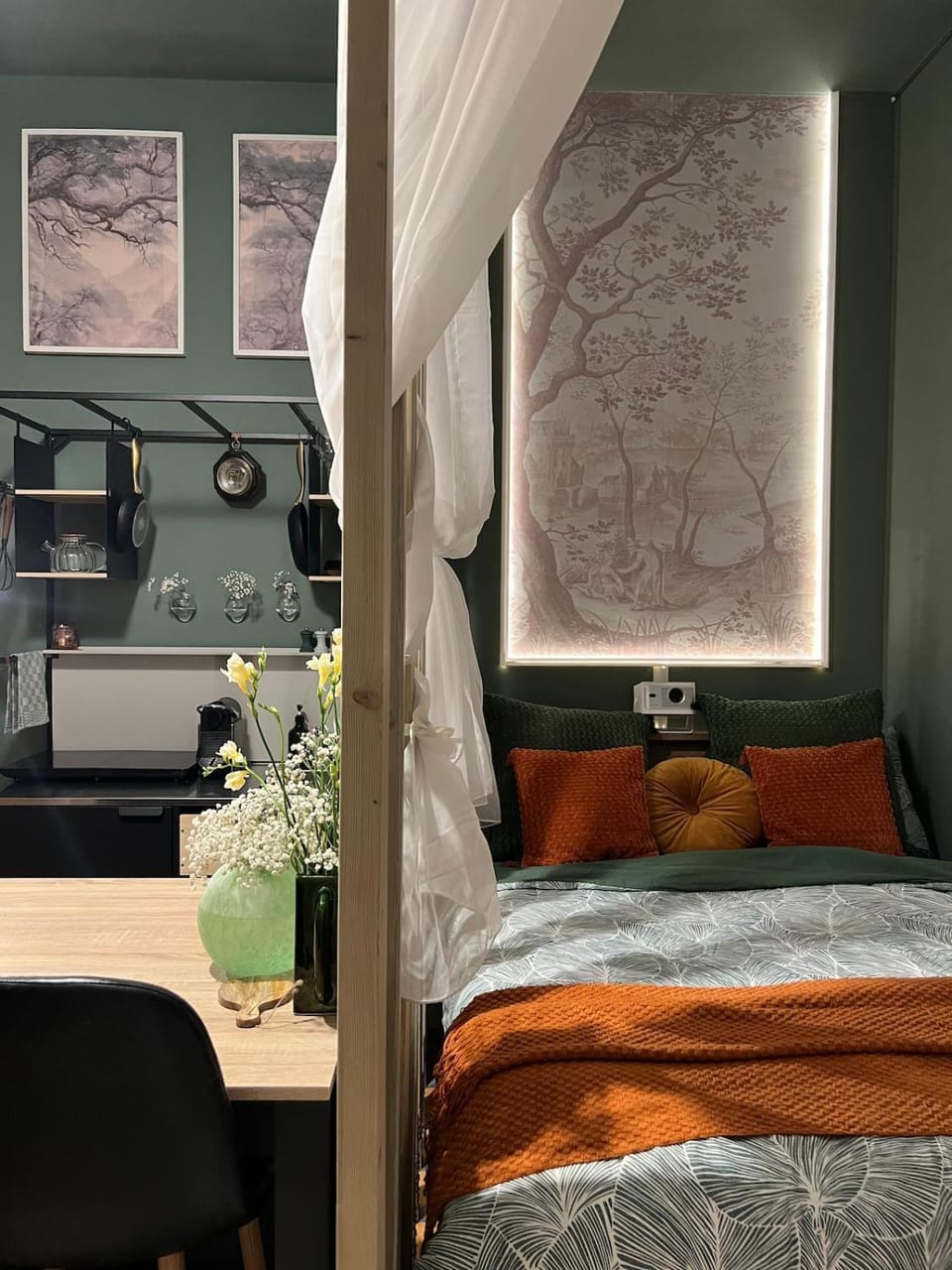 Bed, Bedroom