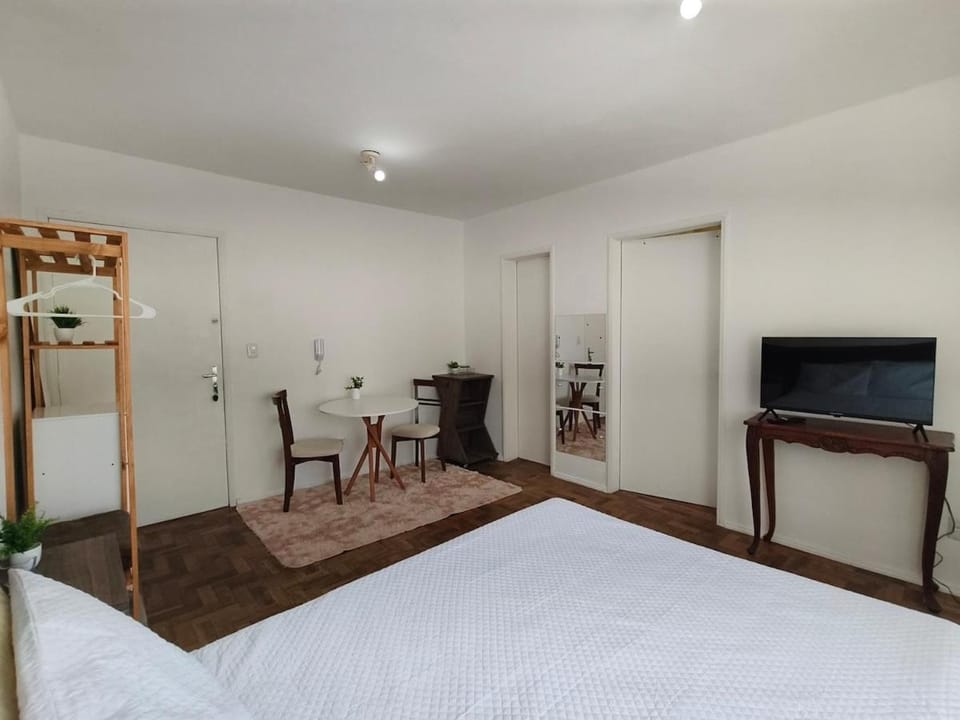 Beautiful, cozy JK apartment Apartment in Porto Alegre
