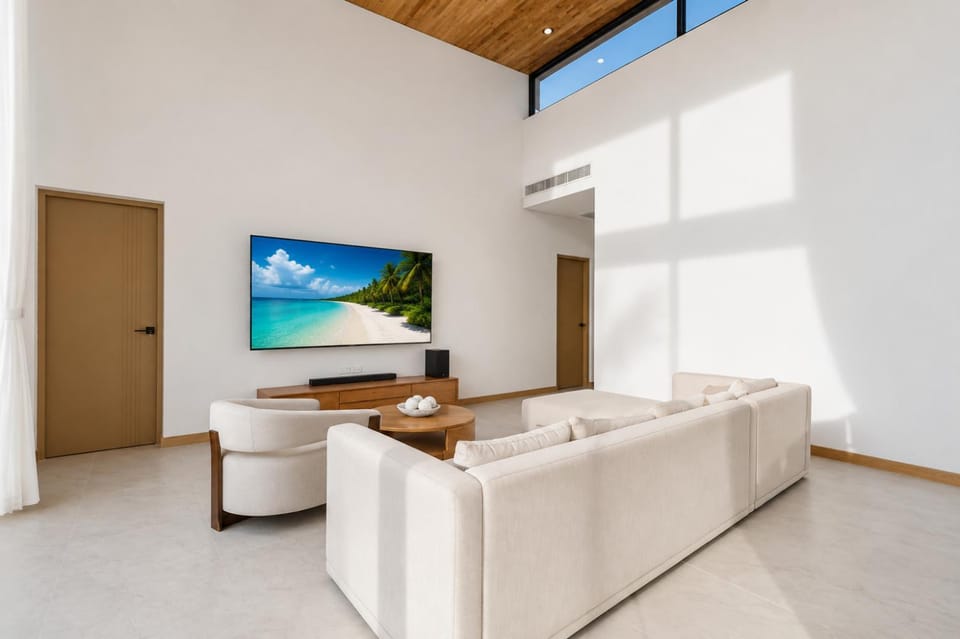 Communal lounge/ TV room, TV and multimedia, Living room, Seating area