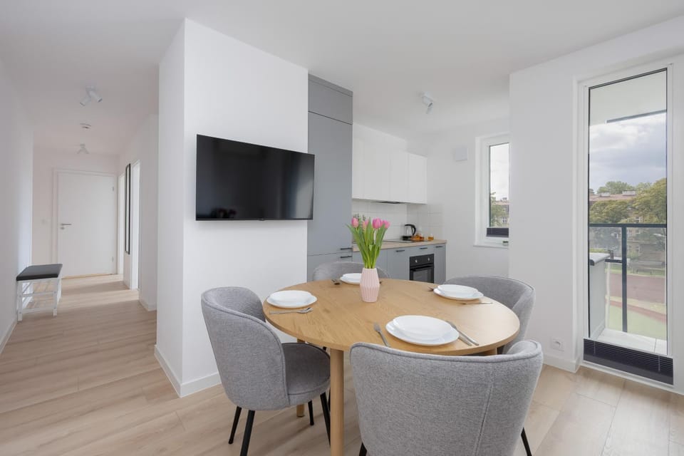 TV and multimedia, Kitchen or kitchenette
