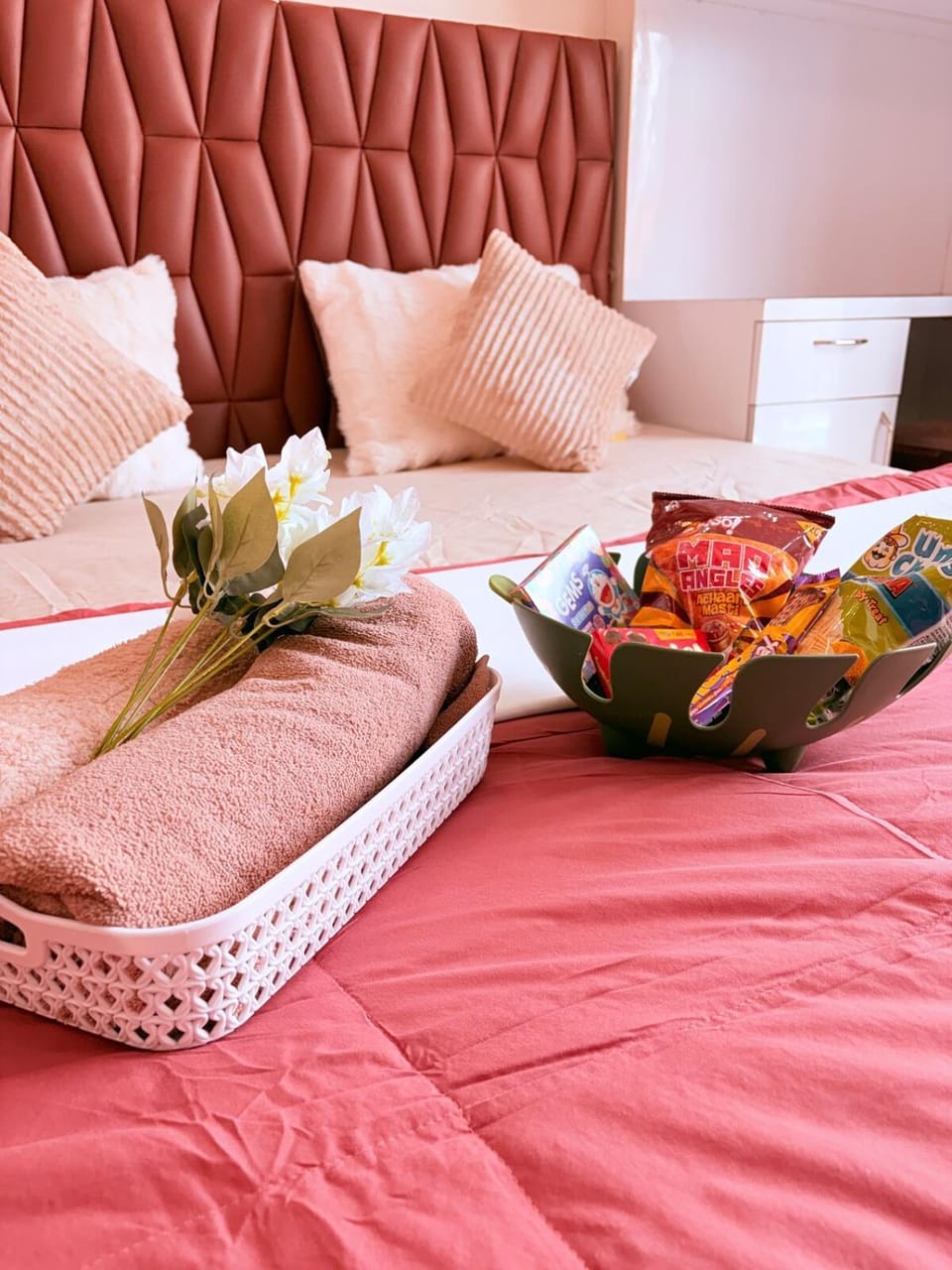 13th Floor Genz Premium Aesthetic half day Apartment in Noida