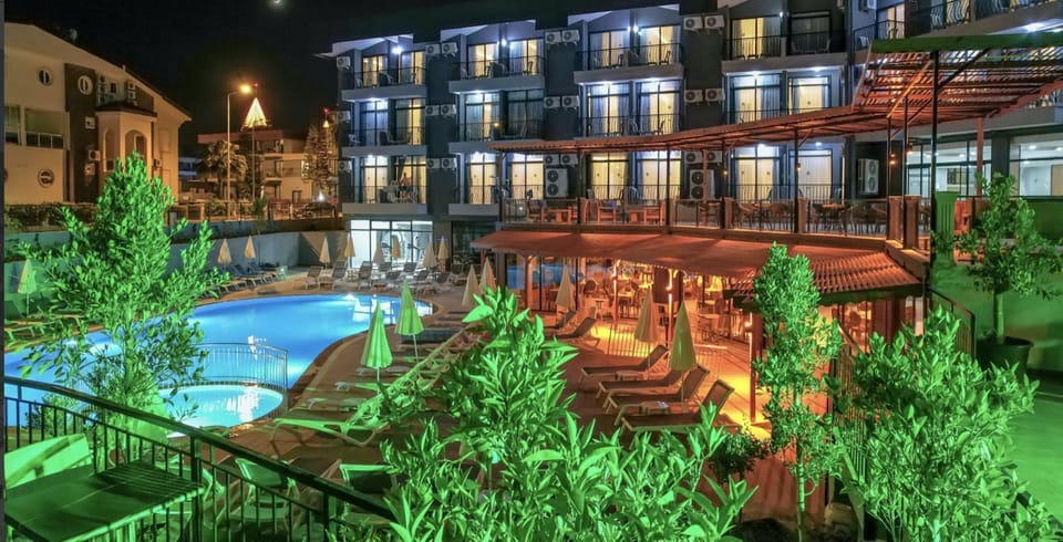 Property building, Swimming pool
