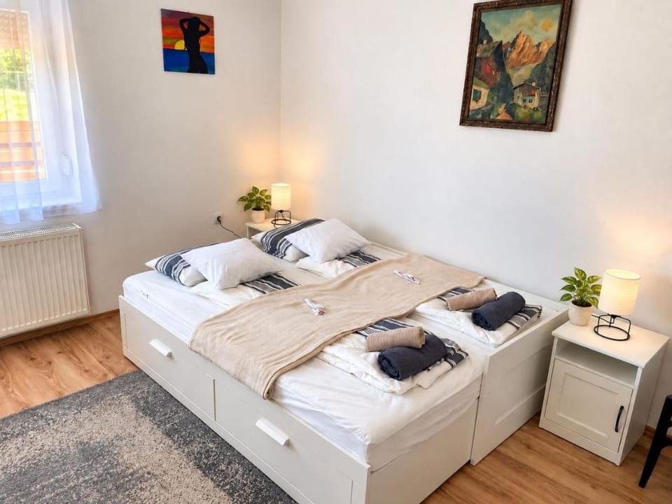 Napfény Vendégház Apartment in Hungary