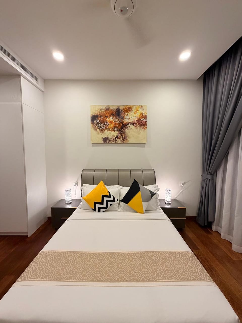 Bed, Bedroom