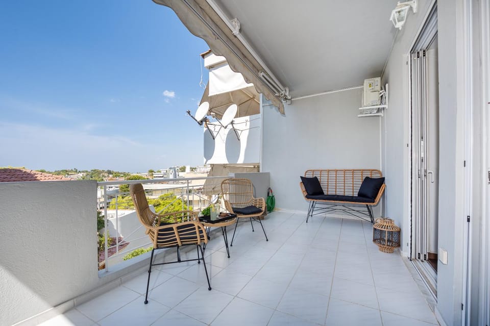 View (from property/room), Balcony/Terrace, Seating area