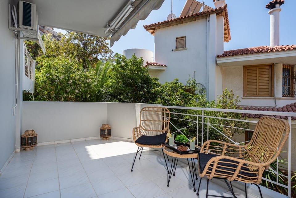 View (from property/room), Balcony/Terrace, Seating area
