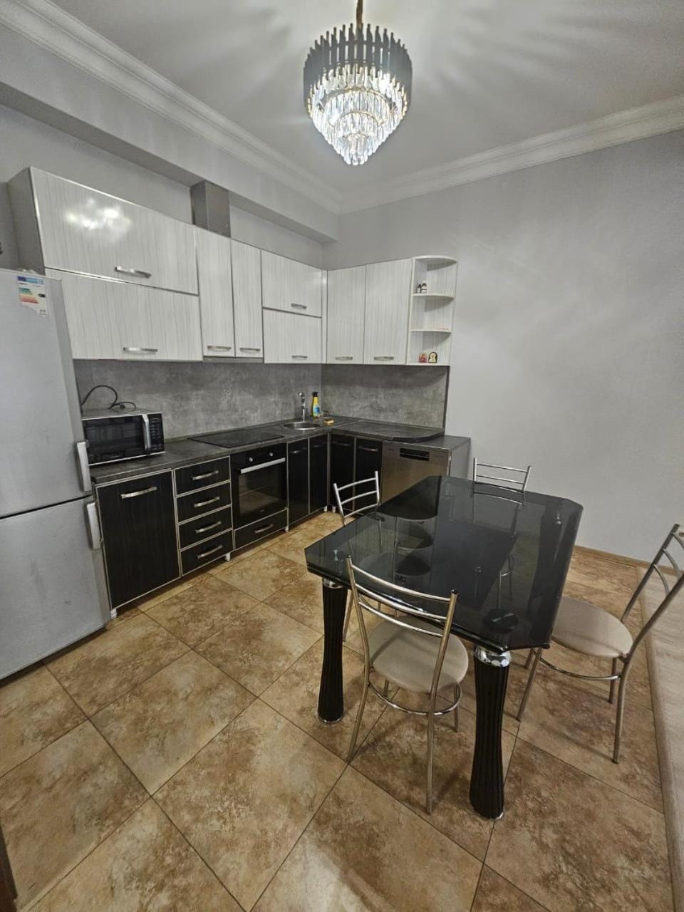 Modern 2-Bedroom Apartment in Central Yerevan Apartment in Yerevan