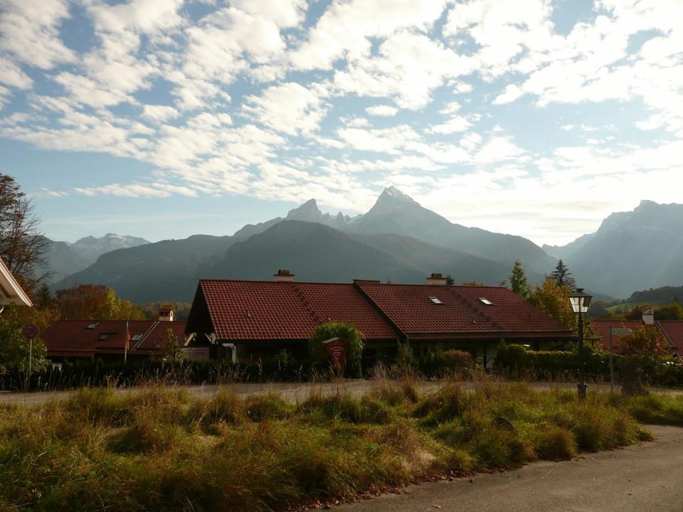 Property building, Mountain view