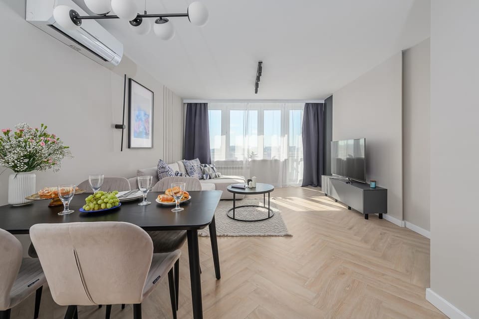 Living room, Seating area, Dining area, air conditioner