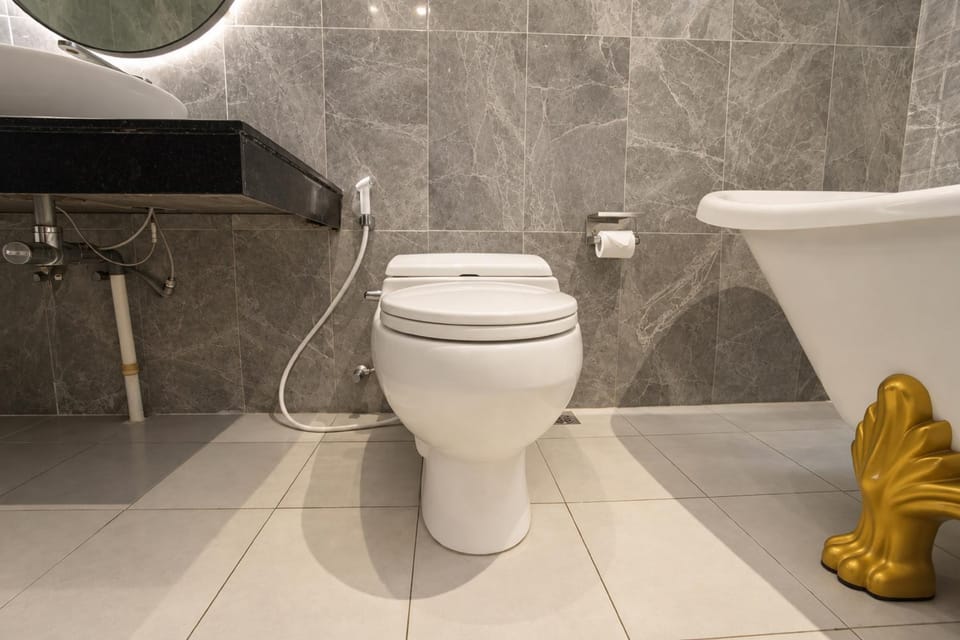 Toilet, Bathroom
