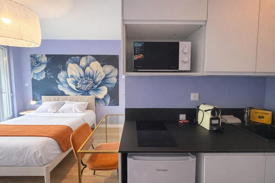 M124 l Studio l 2 personnes l Balcon Apartment in Annemasse