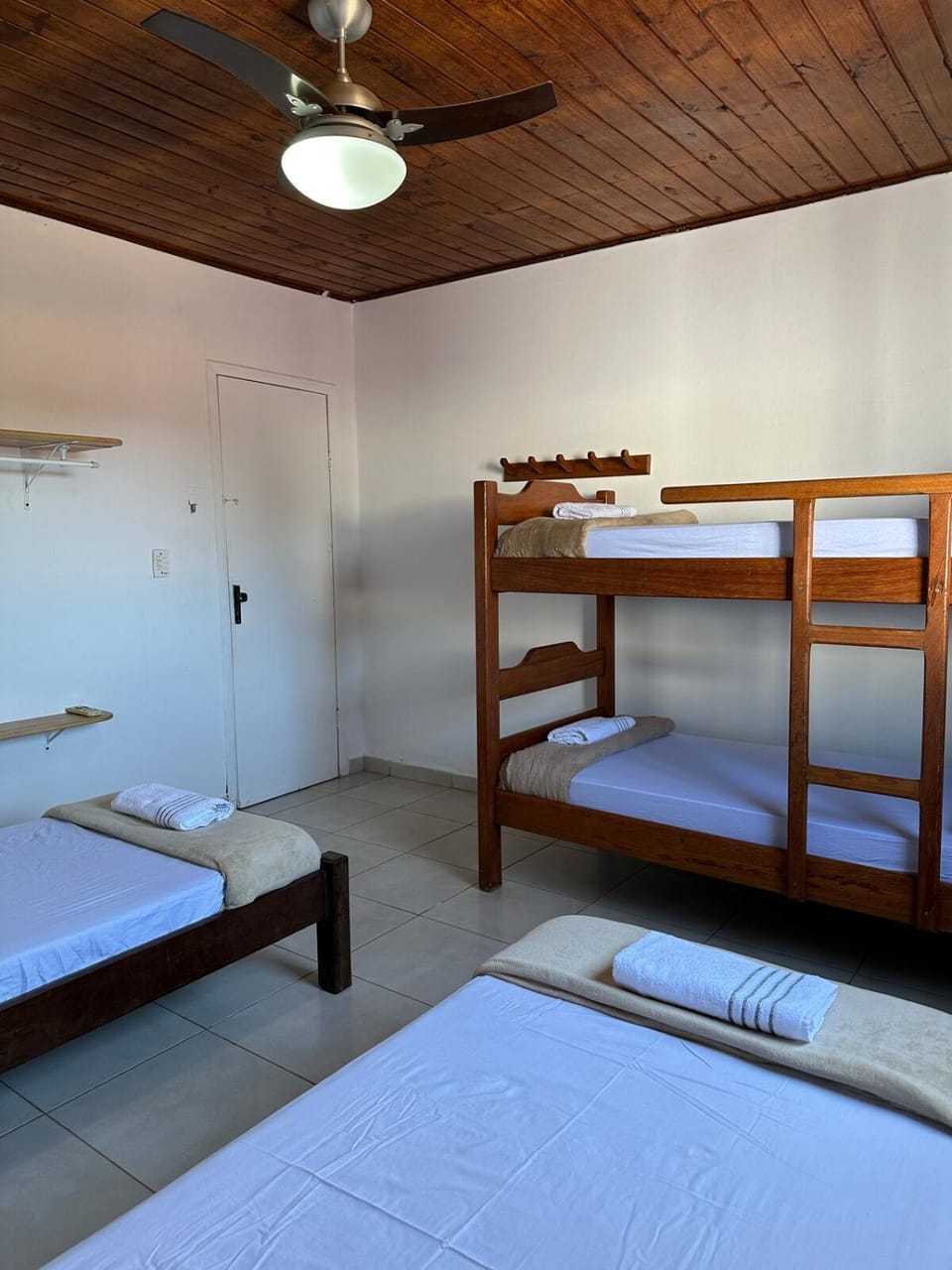 House in the square, 2 min walk, great location House in Chapada dos Guimarães