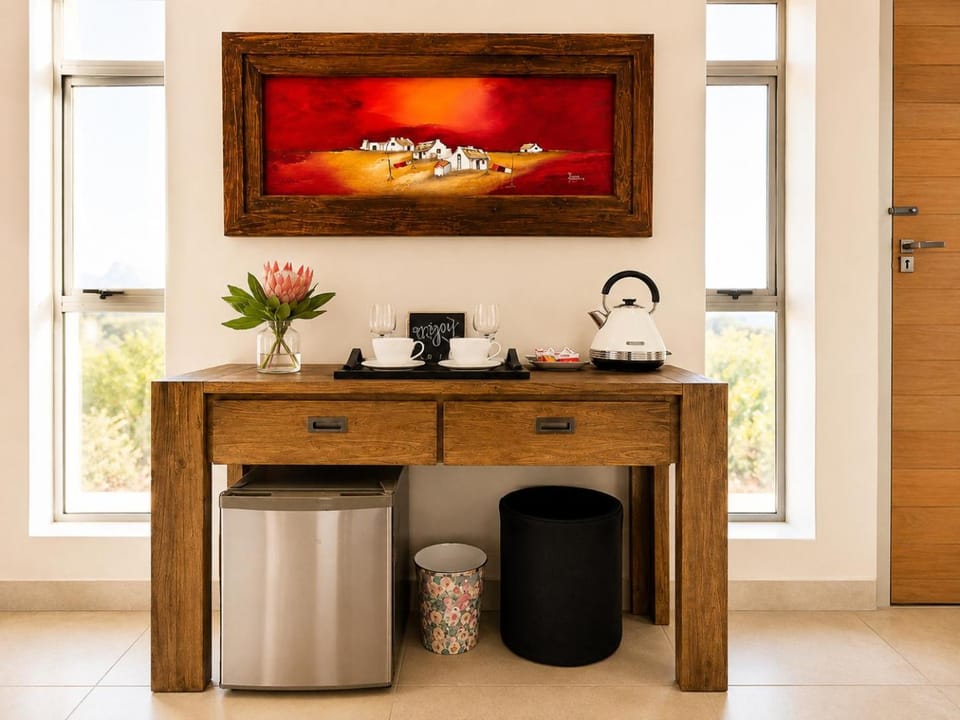 Coffee/tea facilities, Kitchen or kitchenette, Area and facilities