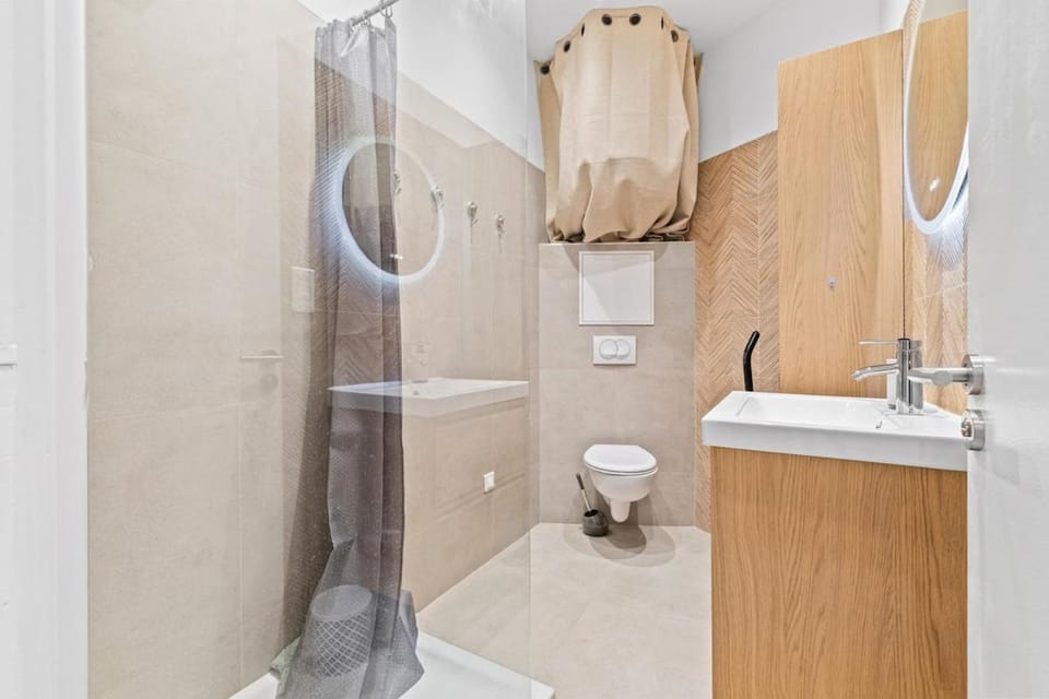 T2 Moderne Rénové Au Cœur du Port de Nice Apartment in Nice