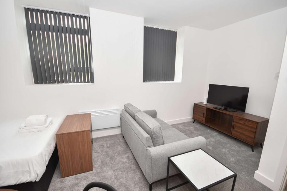 Central Bradford Modern Studio - Sleeps 4 Apartment in Bradford