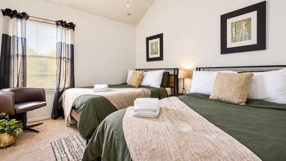 Bed, Bedroom