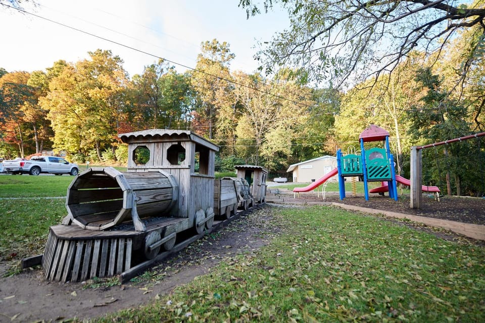 Spring Gulch Lakefront Park Model 5 Campground/ 
RV Resort in Pennsylvania