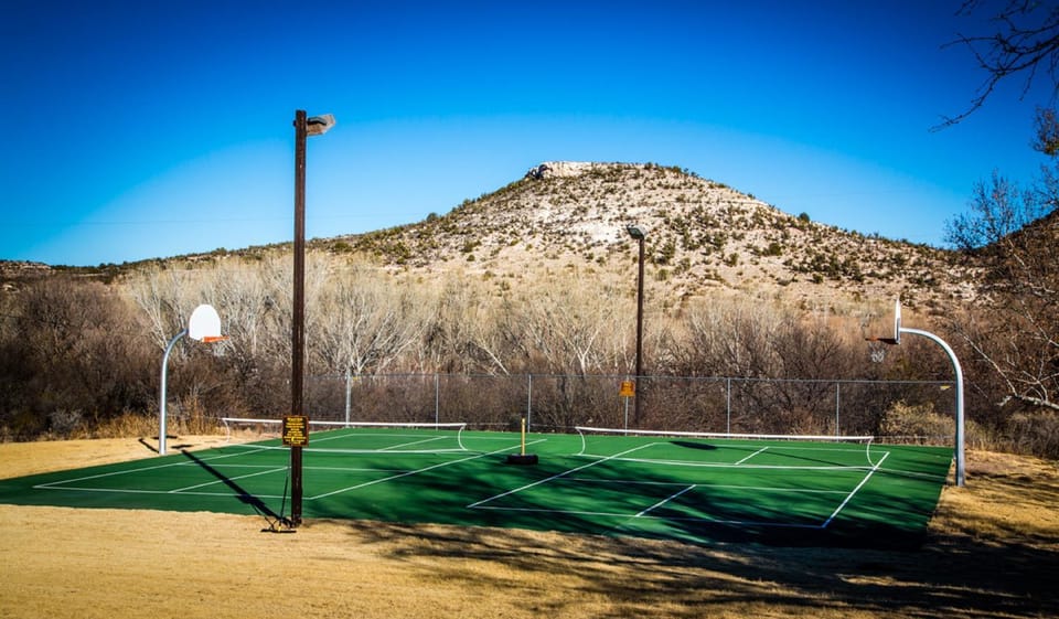Tennis court