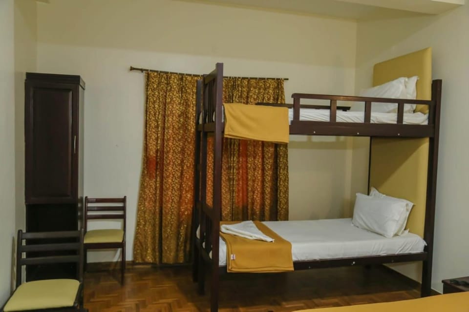 Hotel Riverr view kodaikanal - 1km from Lake Hotel in Kodaikanal