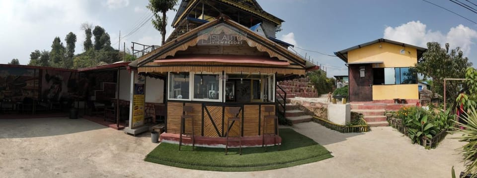Lounge or bar