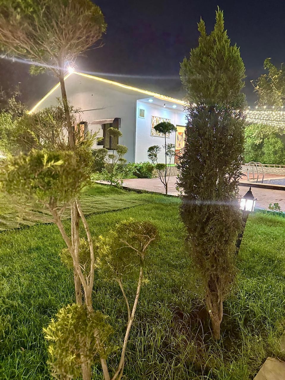 Osr Farmhouse Villa in Noida