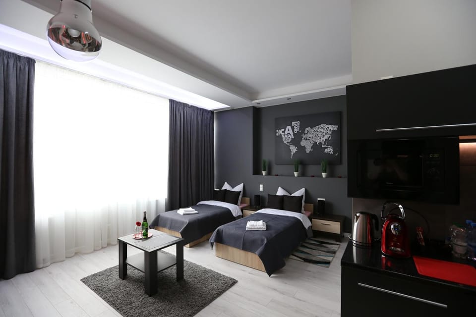 Coffee/tea facilities, Kitchen or kitchenette, Bedroom