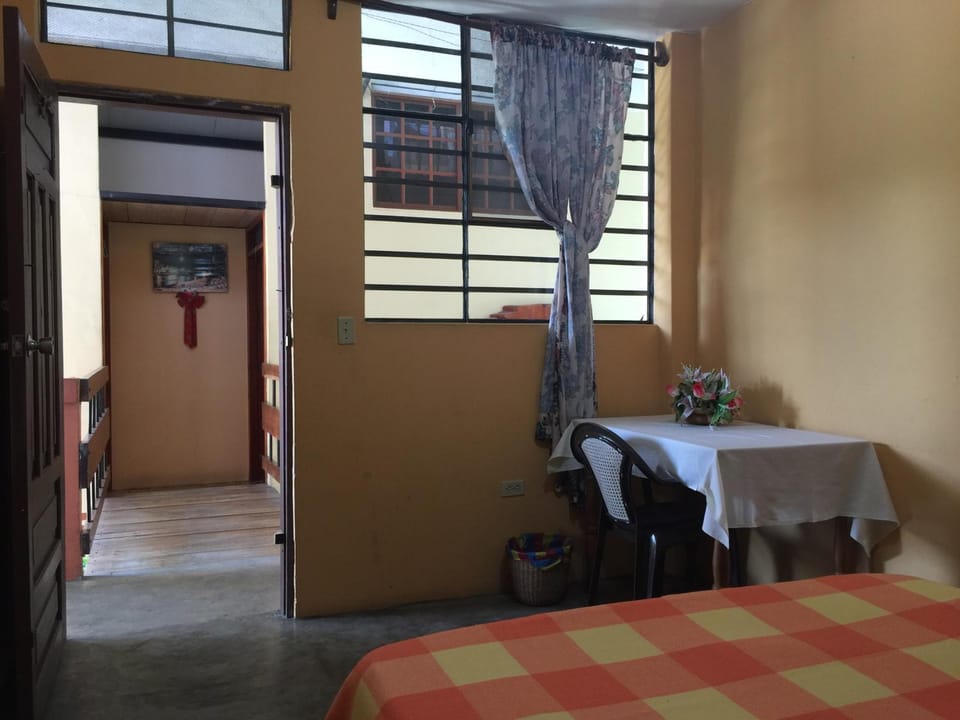 A Welcome Break Hostal Bed and Breakfast in Tena
