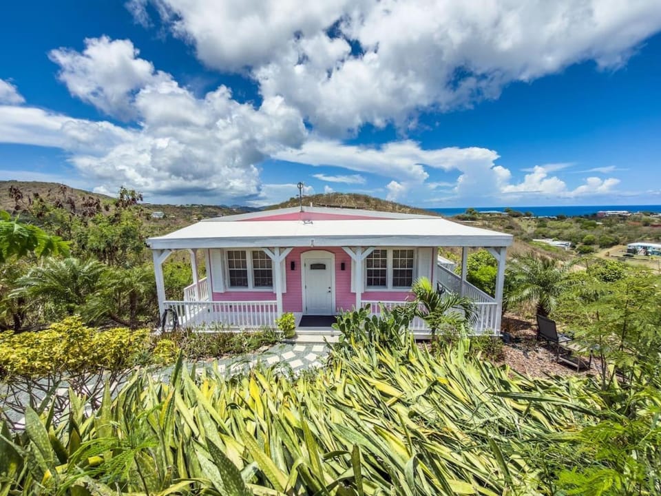 Bananaquit Bungalow House in St. Croix