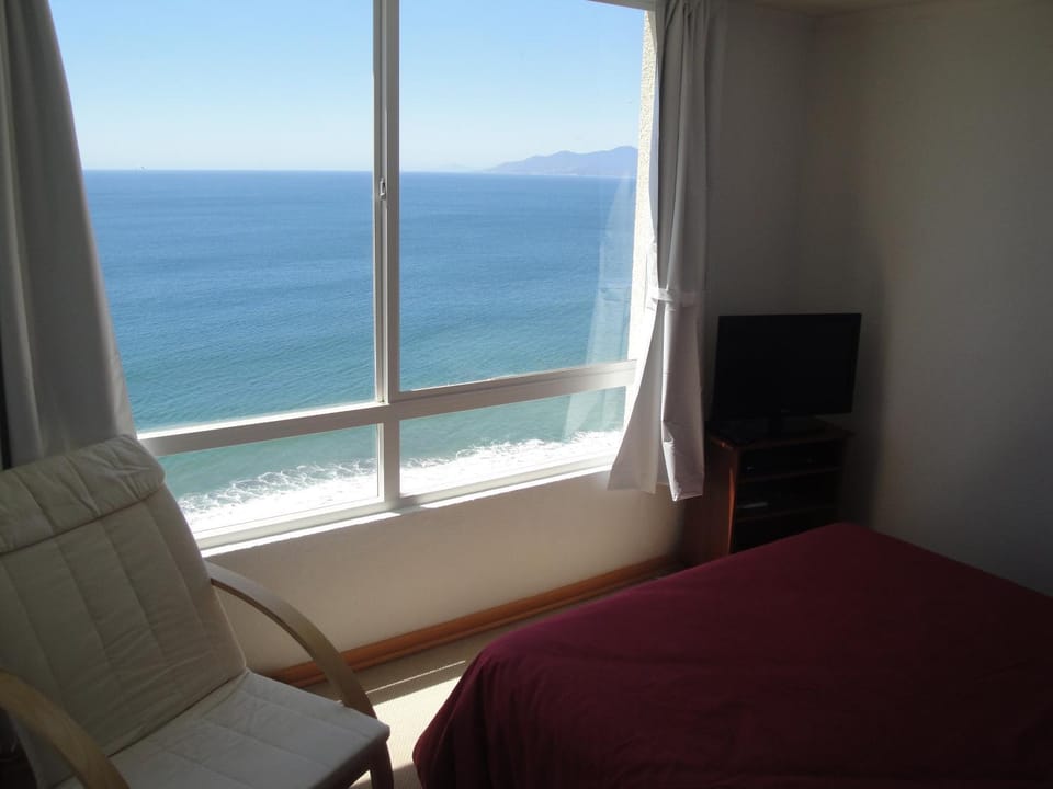 Bed, Bedroom, Sea view