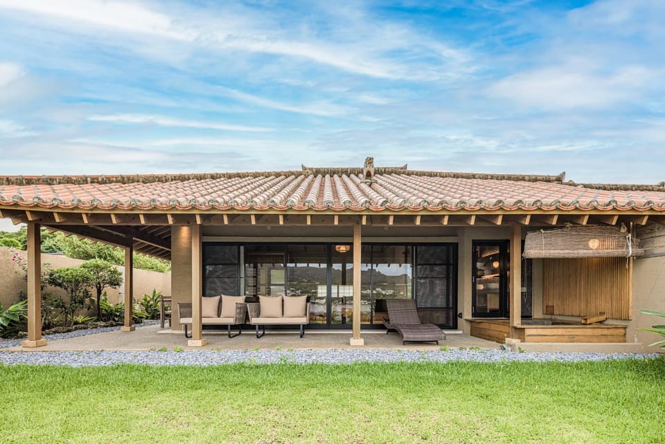 Sesoko Sansui House in Okinawa Prefecture