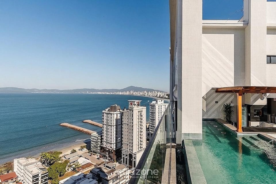 BBQ facilities, Balcony/Terrace, City view, Sea view, Area and facilities, Swimming pool