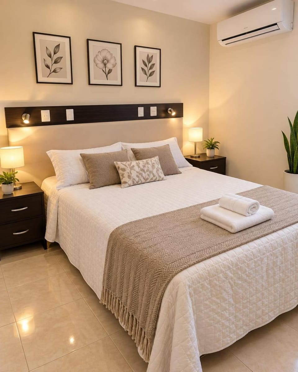 Bed, Photo of the whole room, Bedroom, towels, air conditioner