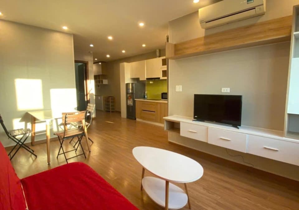 TV and multimedia, Living room, Dining area, Evening entertainment, air conditioner