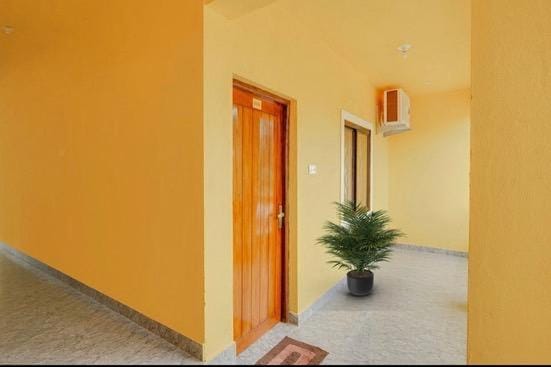 Beach Walk Stay Candolim Goa Apartment in Calangute