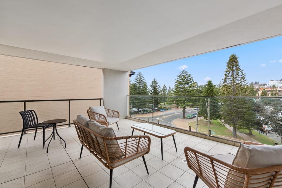 Beachside 2-Bed Apartment in Coogee Apartment in Sydney