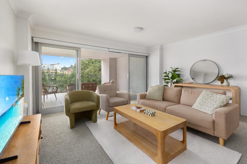 Beachside 2-Bed Apartment in Coogee Apartment in Sydney