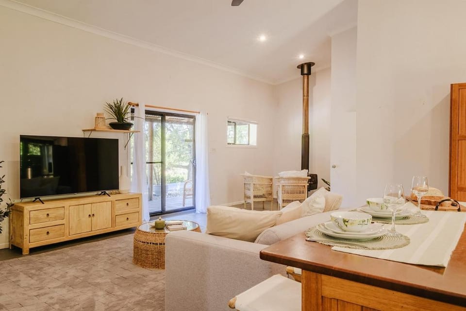 Cosy Creek Cottage, Byron Hinterland Farm Gateway House in New South Wales