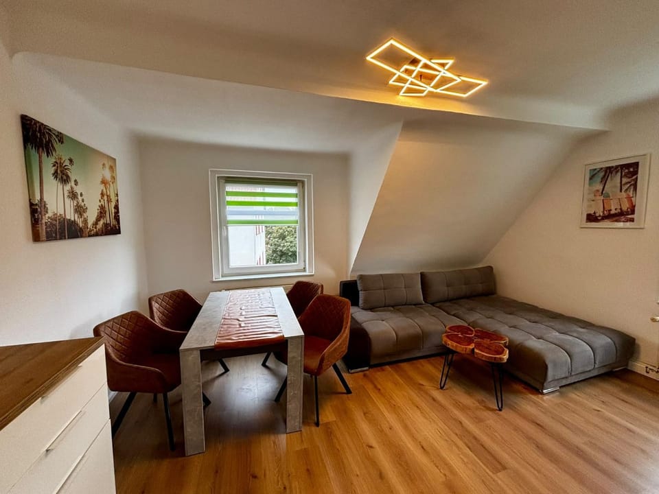 Living room, Photo of the whole room, Dining area