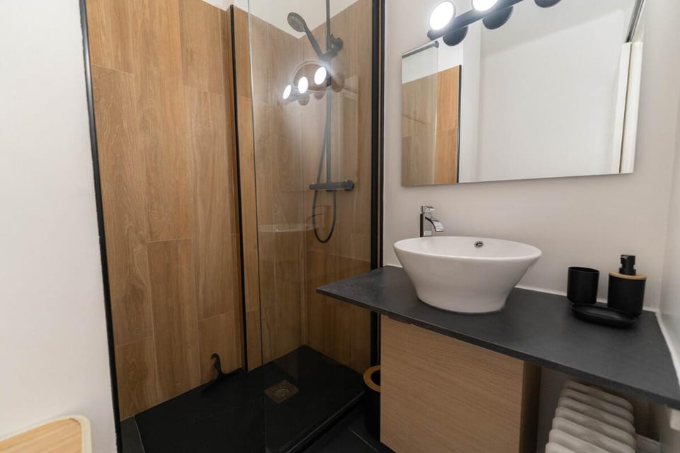 YT Appartement cosy au cœur de la Ville de Nice Apartment in Nice