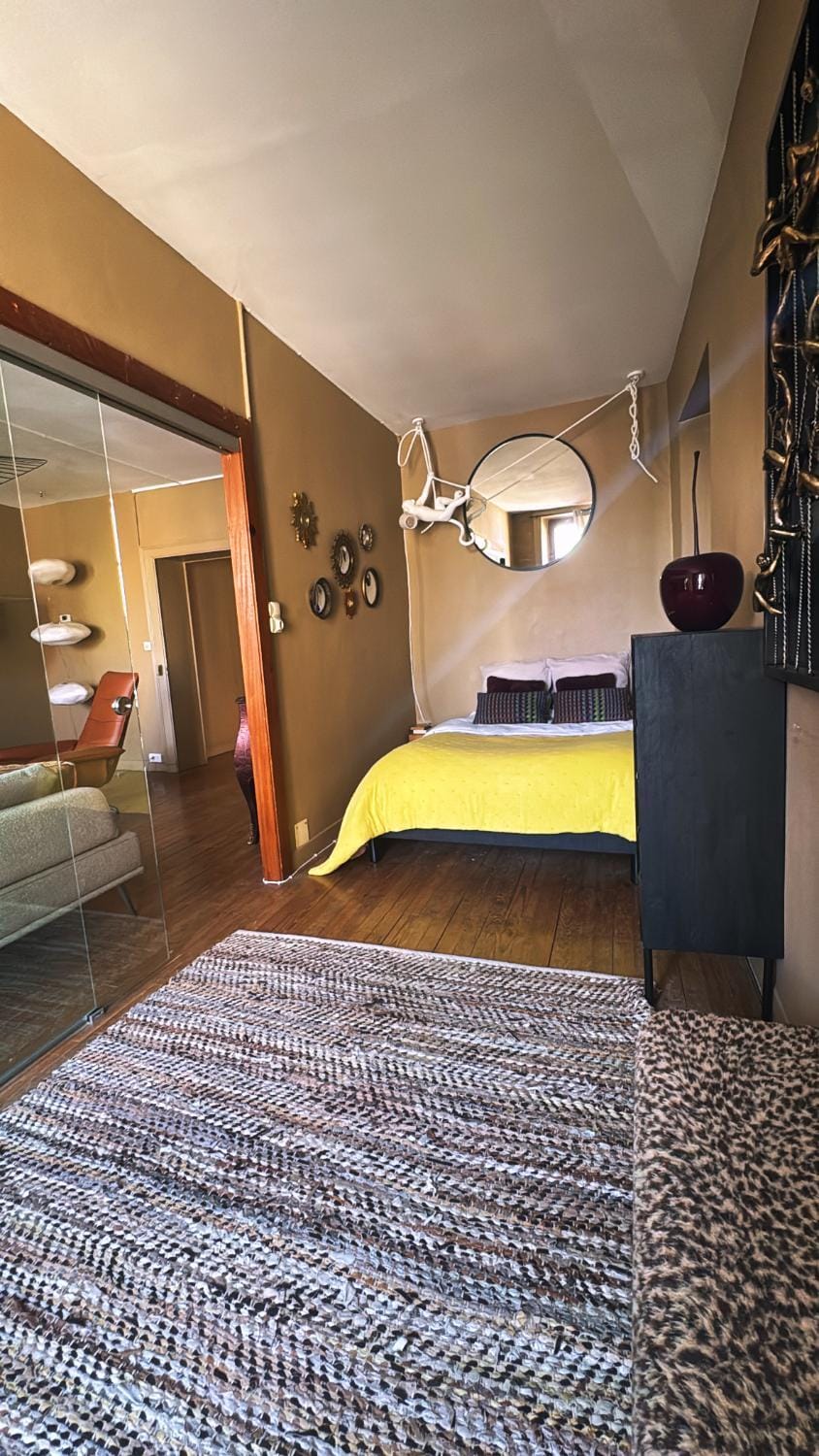 Bedroom