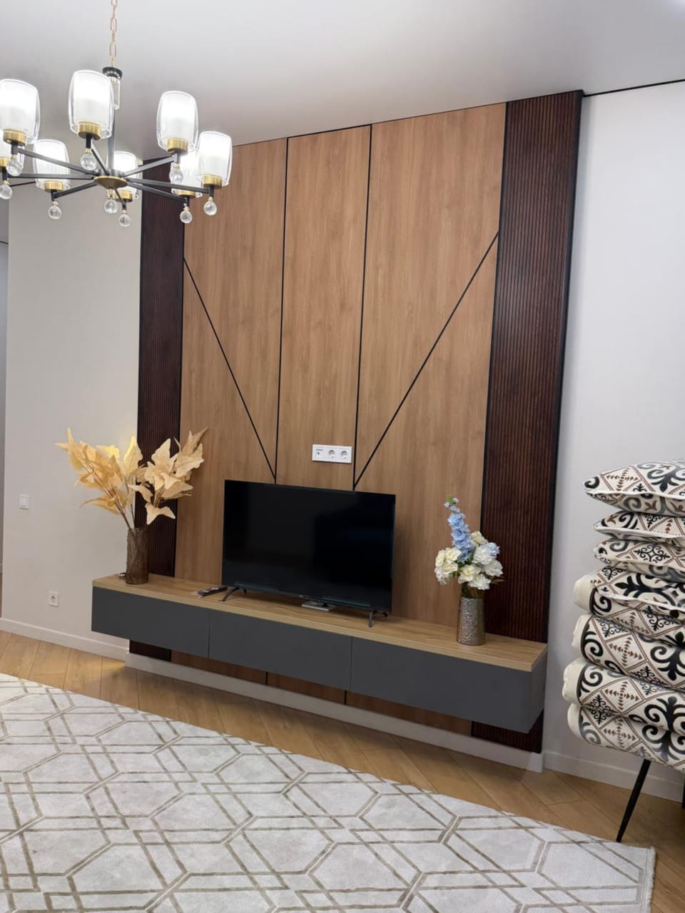 Апартаменты на Сейфуллина Райымбека Apartment in Almaty