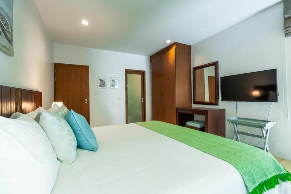 Surin Park 1 Bed Jungle View Balcony by Destada Apartment in Choeng Thale